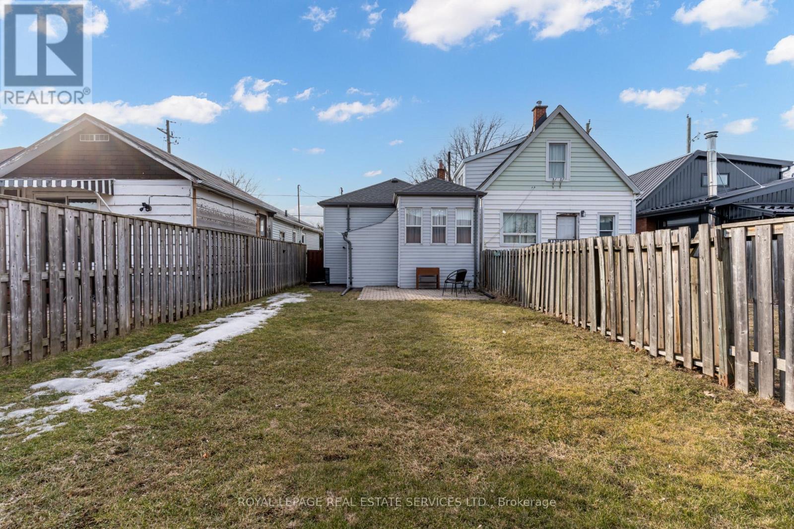 












36 HARMONY AVENUE

,
Hamilton,




Ontario
L8H4X2

