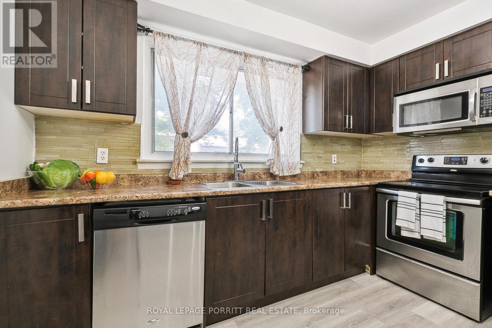 












17 - 1415 FIELDLIGHT BOULEVARD

,
Pickering,




Ontario
L1V2S3

