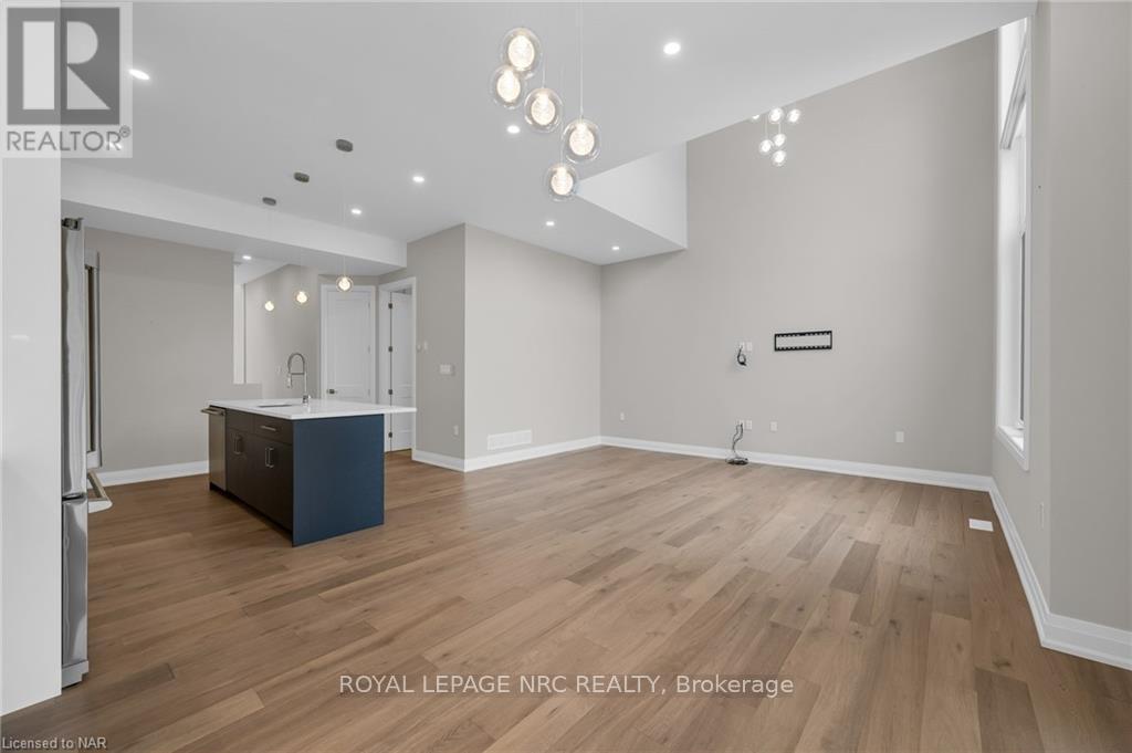 












13 - 1465 STATION STREET

,
Pelham (Fonthill),




Ontario
L0S1E0

