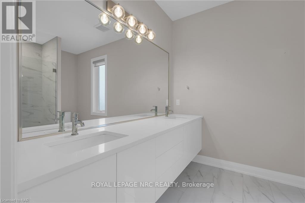












13 - 1465 STATION STREET

,
Pelham (Fonthill),




Ontario
L0S1E0

