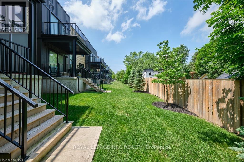 












13 - 1465 STATION STREET

,
Pelham (Fonthill),




Ontario
L0S1E0

