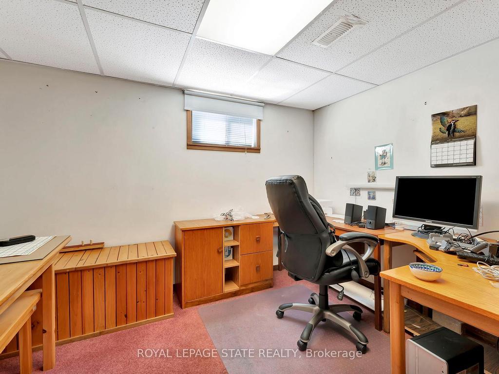 









429


Norrie

Crescent,
Burlington,




ON
L7L 3S4


