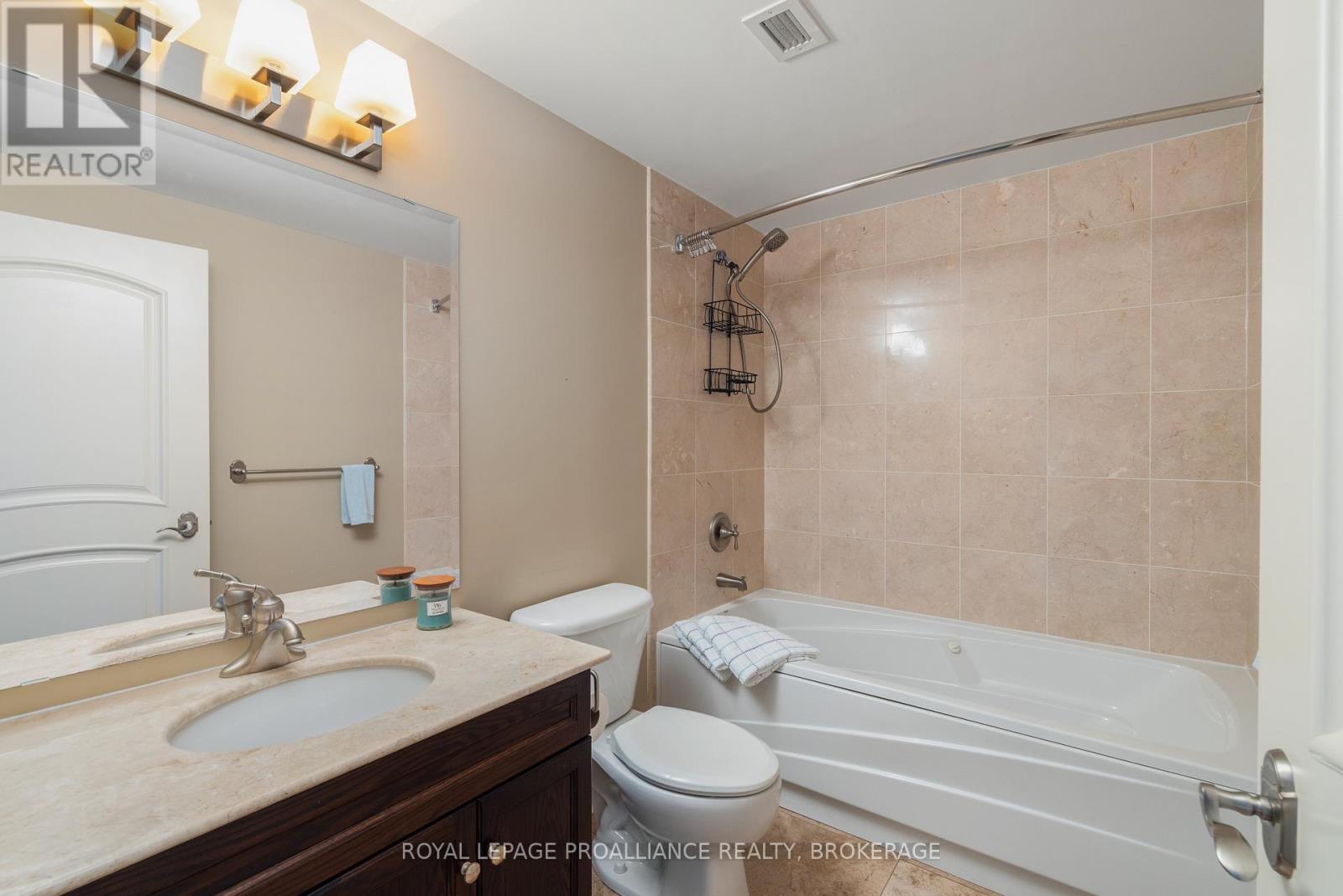 












203 - 5 GORE STREET

,
Kingston (Central City East),




Ontario
K7L0A1

