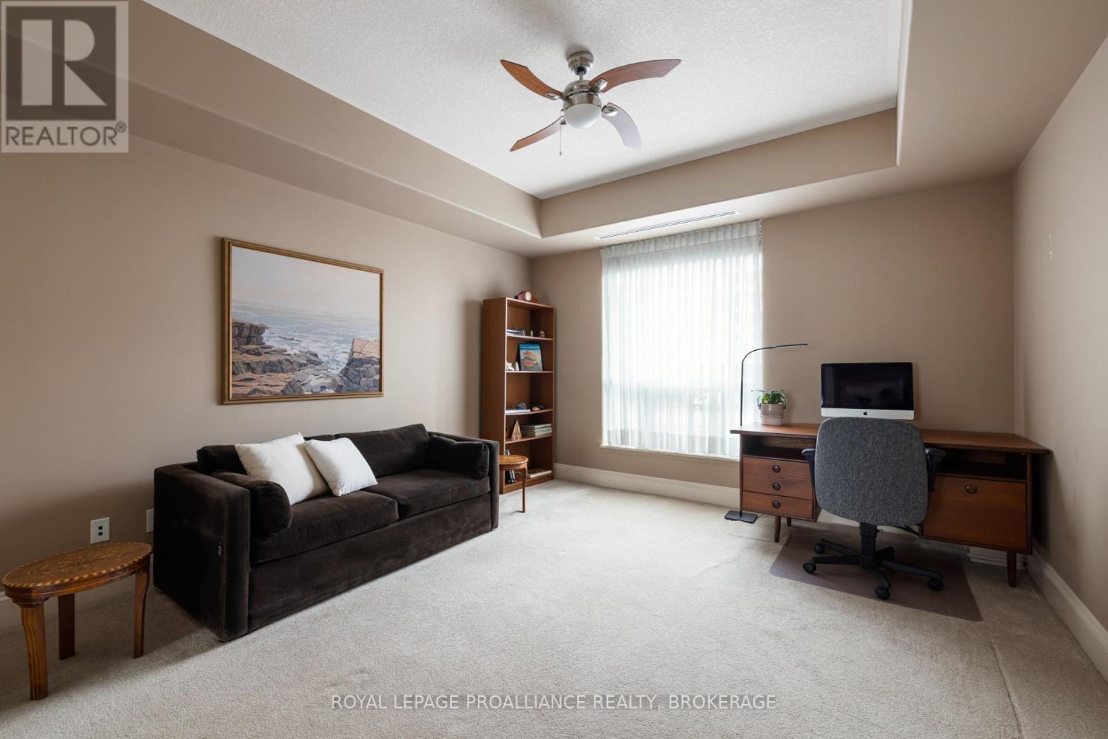 












203 - 5 GORE STREET

,
Kingston (Central City East),




Ontario
K7L0A1


