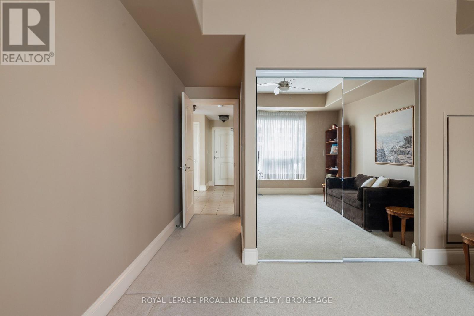 












203 - 5 GORE STREET

,
Kingston (Central City East),




Ontario
K7L0A1

