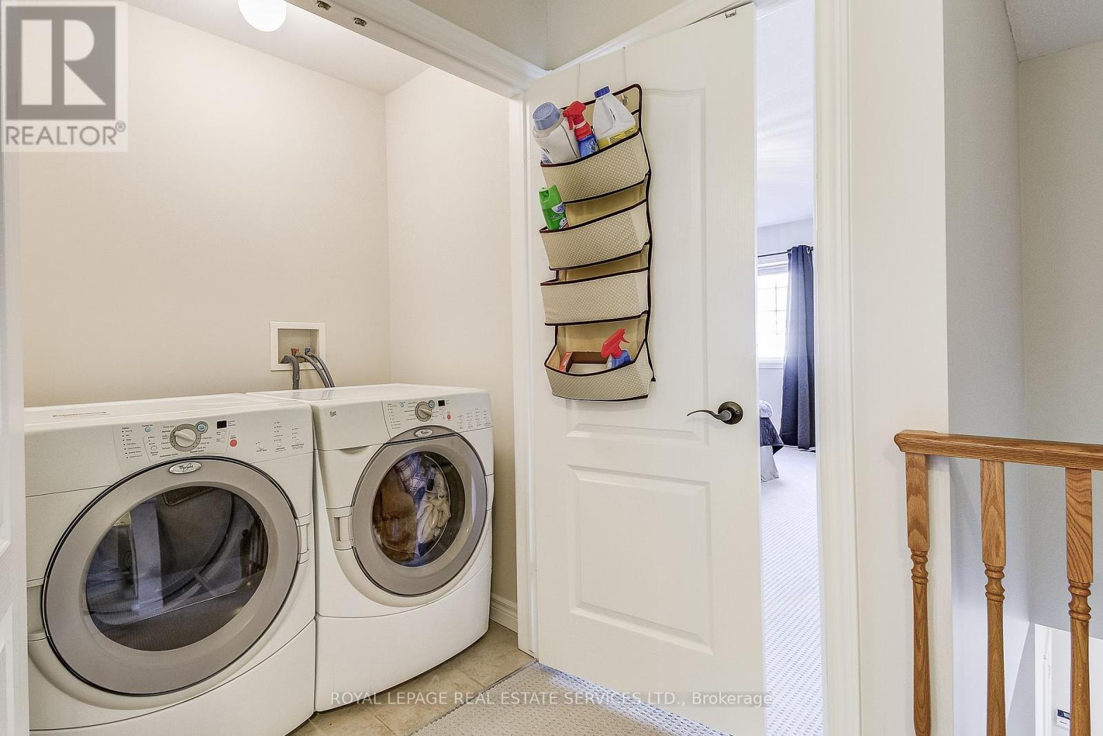 












3 - 232 STONEHENGE DRIVE

,
Hamilton,




Ontario
L9K1R5

