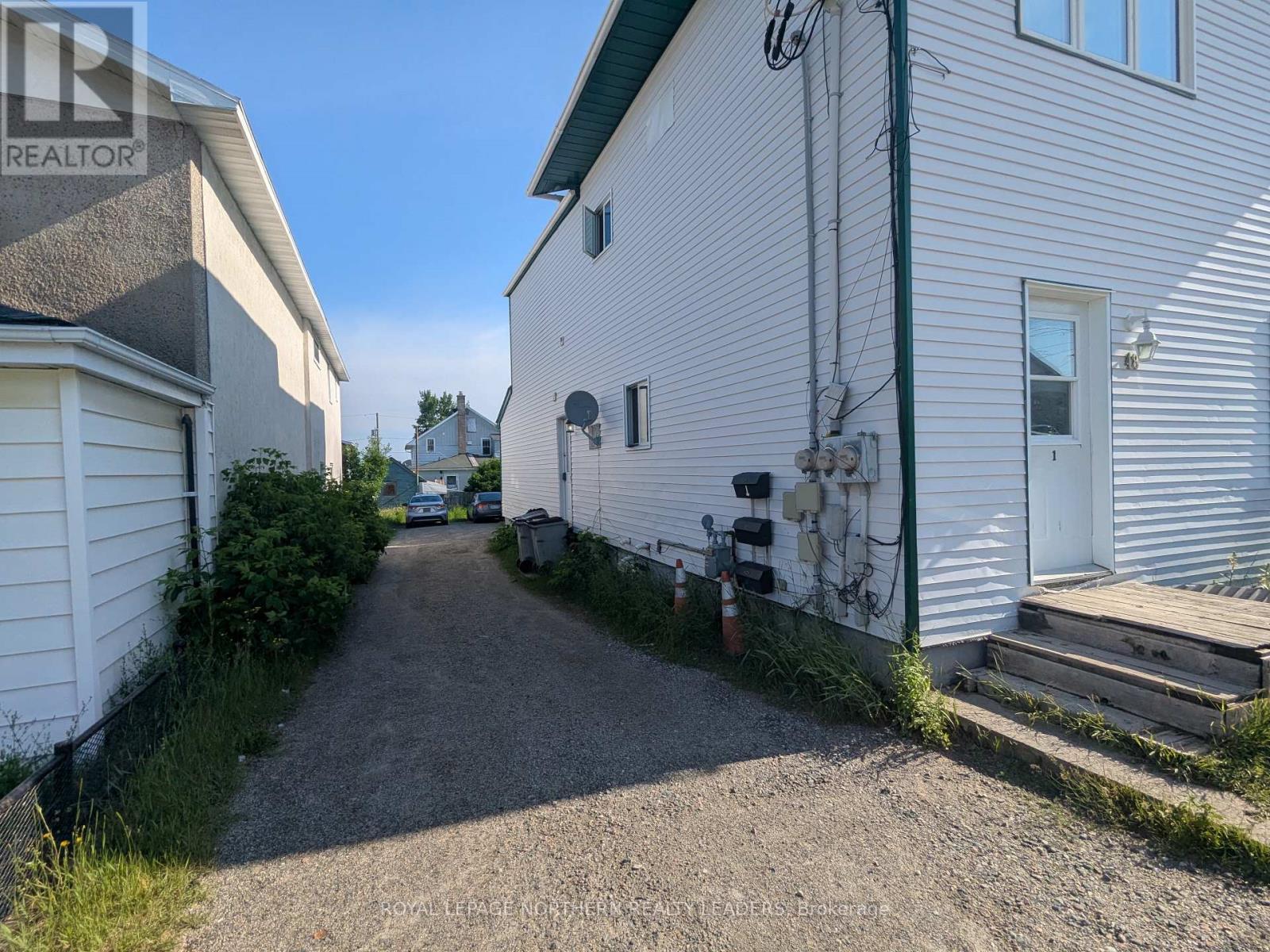 












48 KENT AVENUE

,
Timmins (TS - SW),




Ontario
P4N3B8

