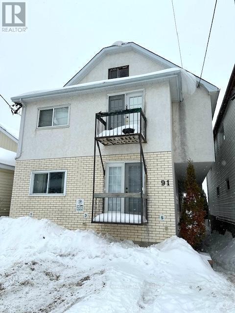 












91 ELM STREET S

,
Timmins (TS - SE),




Ontario
P4N1W5

