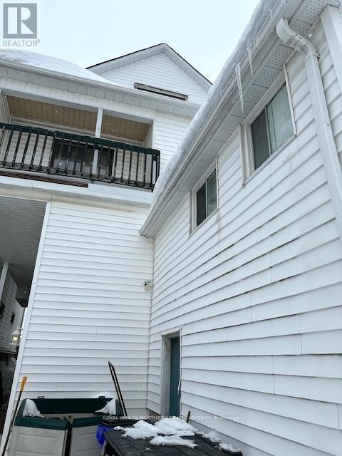 












91 ELM STREET S

,
Timmins (TS - SE),




Ontario
P4N1W5

