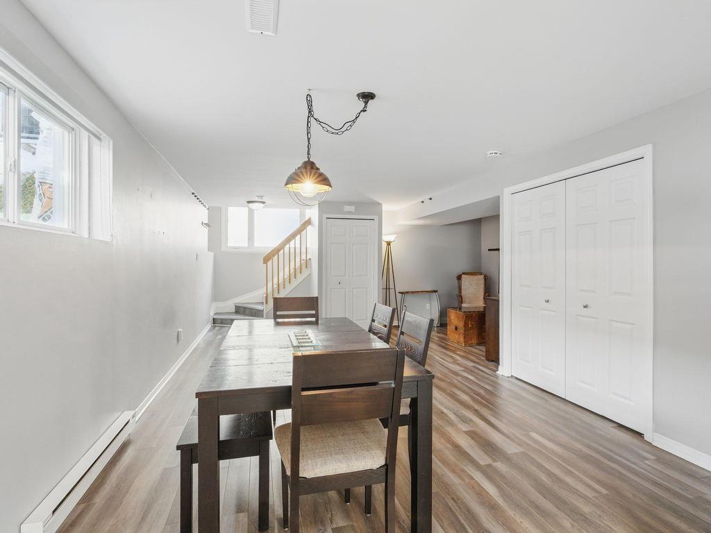 









812


Rue de l'Oasis

,
Gatineau (Gatineau),




QC
J8R3V4

