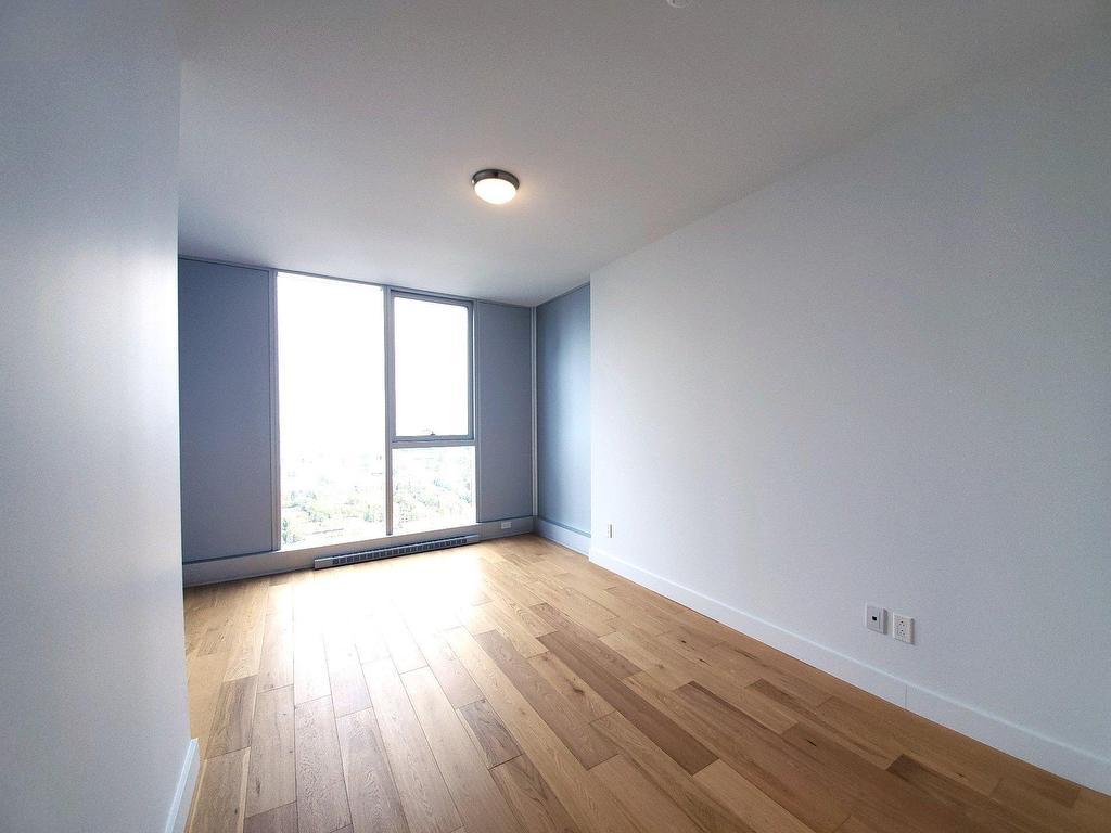 









1400


Boul. René-Lévesque O.

, 2609,
Montréal (Ville-Marie),




QC
H3G1T6

