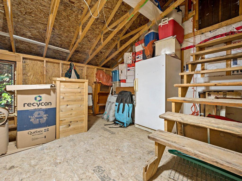 









3969


Ch. du Lac-Labelle

,
Labelle,




QC
J0T1H0


