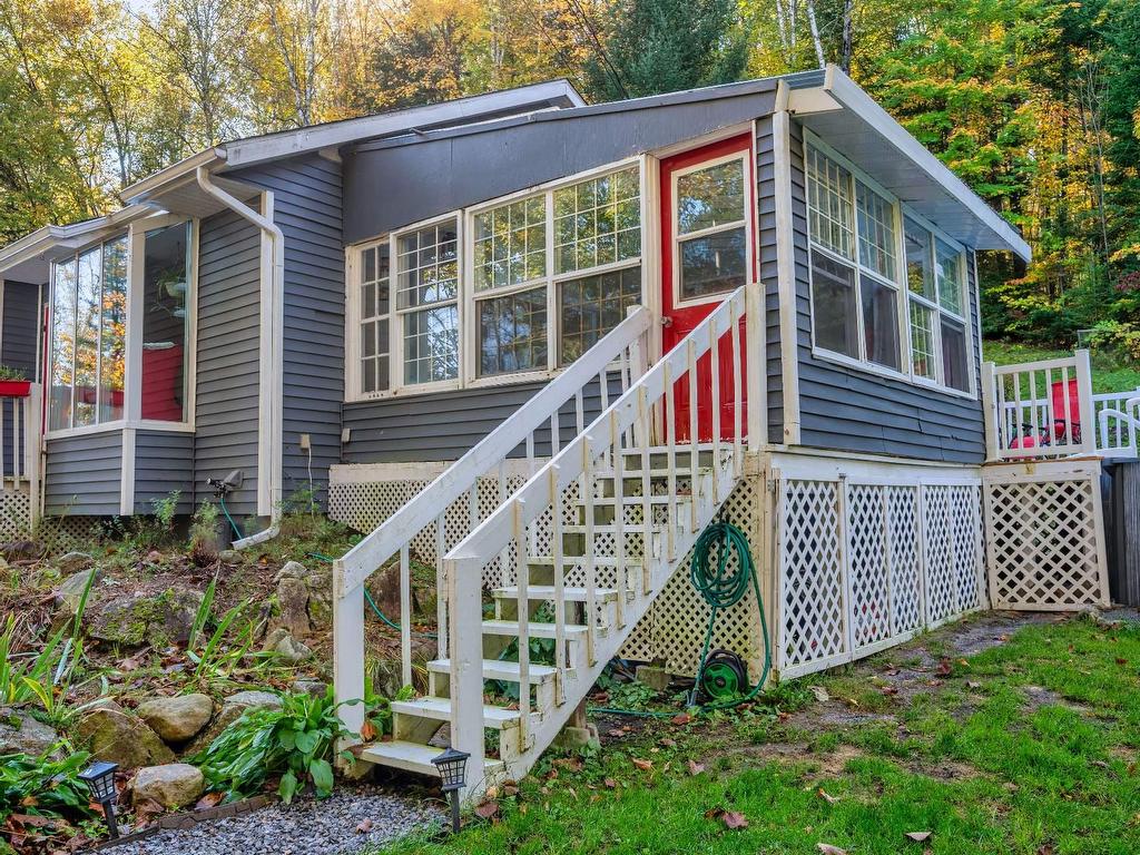 









3969


Ch. du Lac-Labelle

,
Labelle,




QC
J0T1H0

