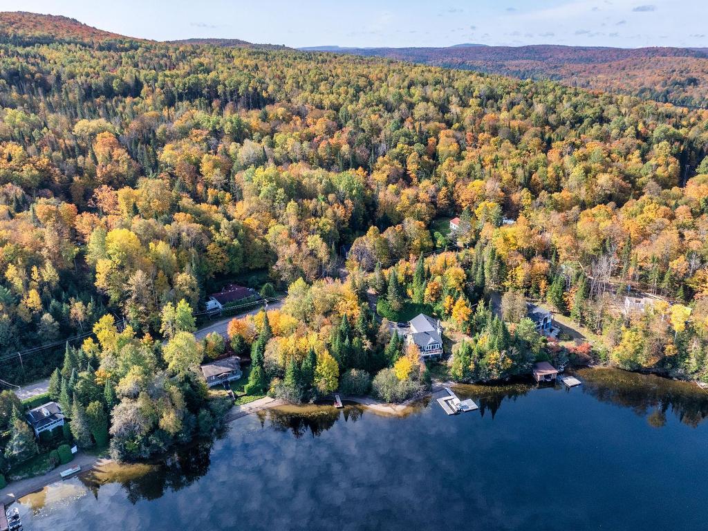 









3969


Ch. du Lac-Labelle

,
Labelle,




QC
J0T1H0

