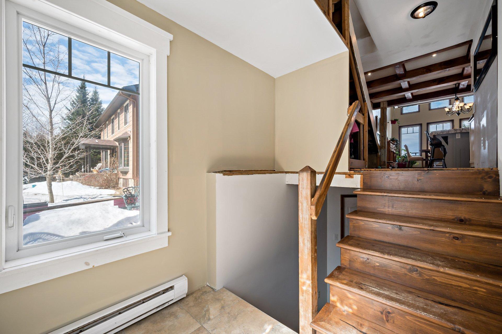 









465


Imp. L.-P.-Lesage

,
Saint-Émile-de-Suffolk,




QC
J0T1K0

