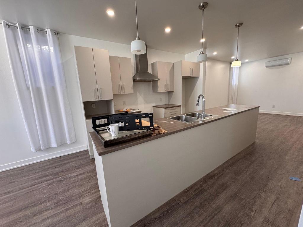 









120


Rue du Pirée

,
Gatineau (Aylmer),




QC
J9J4A7

