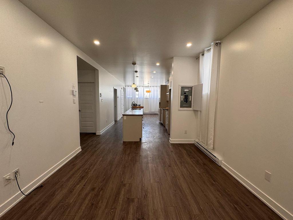 









120


Rue du Pirée

,
Gatineau (Aylmer),




QC
J9J4A7

