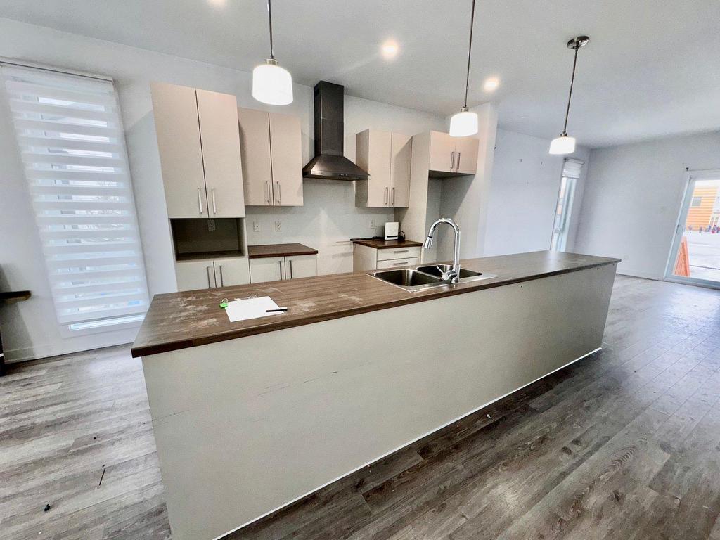 









120


Rue du Pirée

,
Gatineau (Aylmer),




QC
J9J4A7


