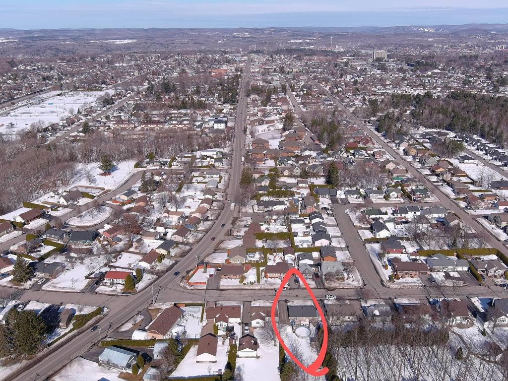 









445


138e Rue

,
Shawinigan,




QC
G9P4R4

