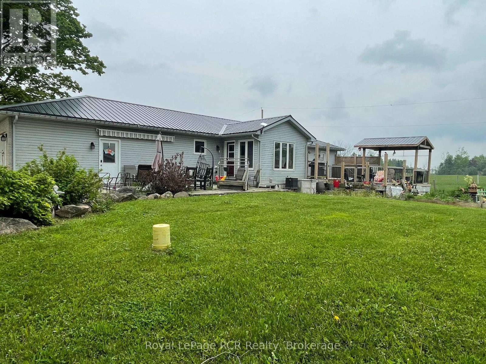 












409155 GREY RD 4

,
Grey Highlands,







Ontario
N0C1M0

