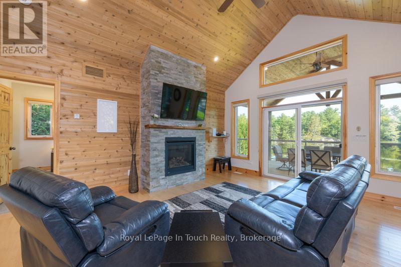 












149 JOHN BUCHLER ROAD

,
Georgian Bay (Baxter),




Ontario
L0K1S0

