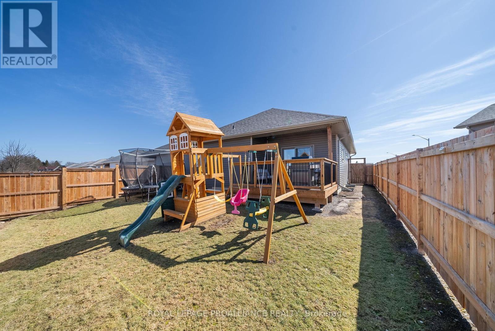 












50 BARLEY TRAIL

,
Stirling-Rawdon (Stirling Ward),




Ontario
K0K3E0

