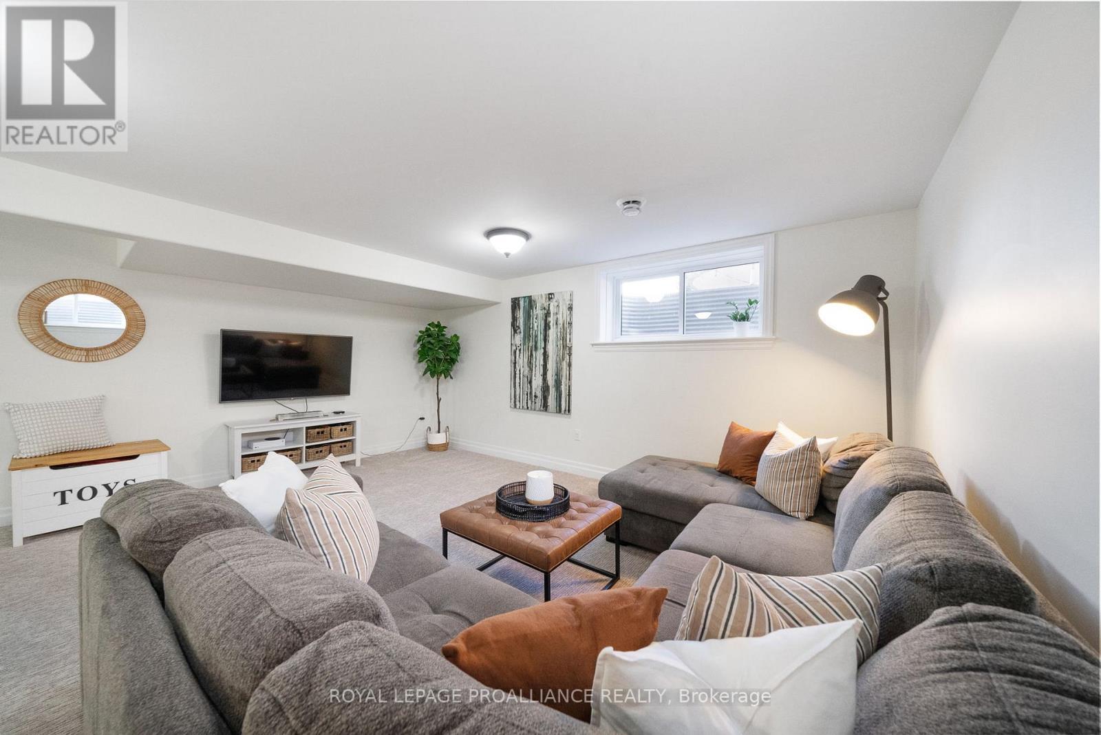 












50 BARLEY TRAIL

,
Stirling-Rawdon (Stirling Ward),




Ontario
K0K3E0

