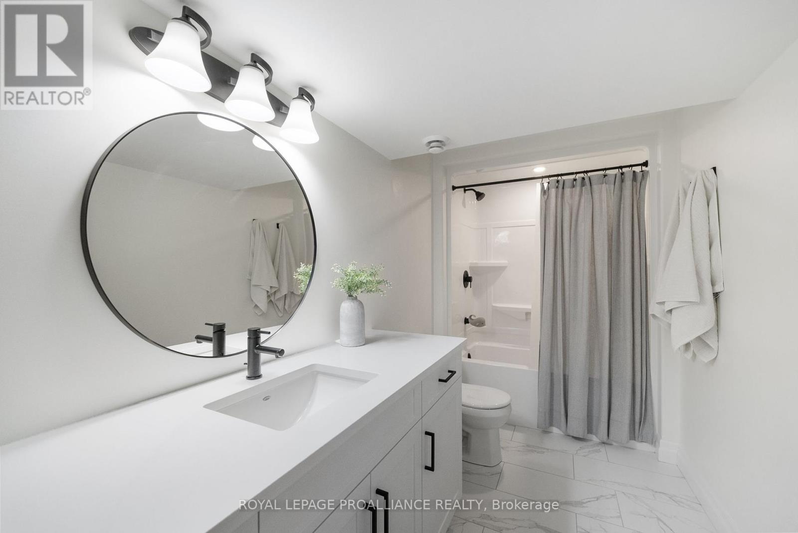 












50 BARLEY TRAIL

,
Stirling-Rawdon (Stirling Ward),




Ontario
K0K3E0

