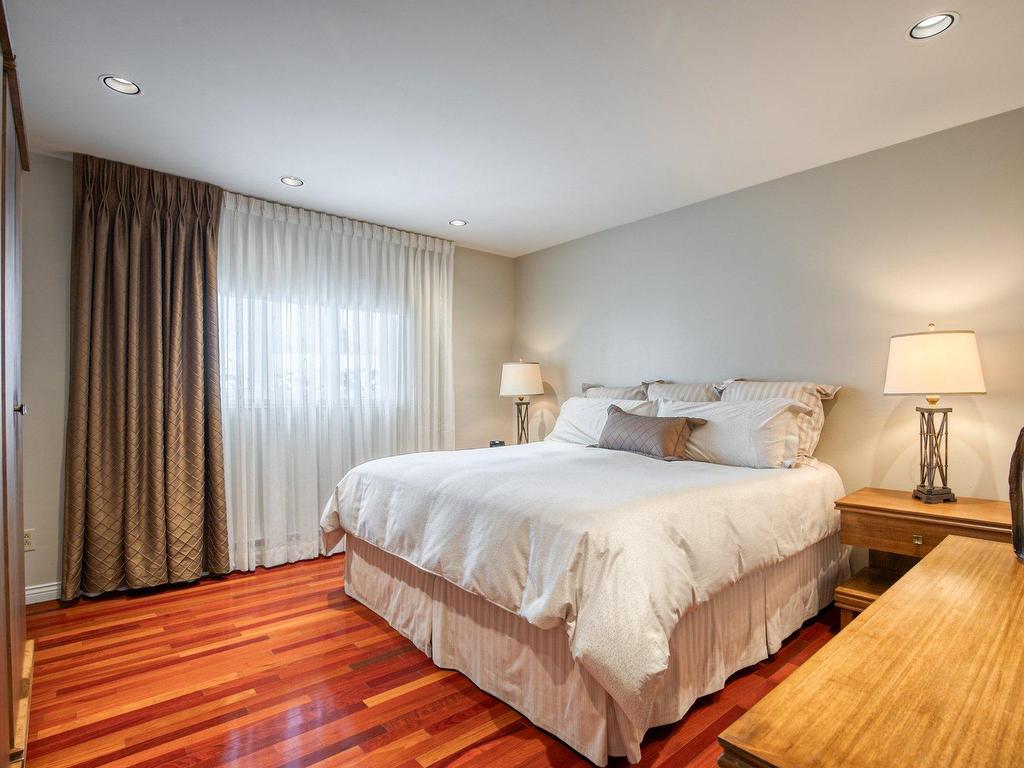 









161


Rue Frontenac O.

,
Saint-Bruno-de-Montarville,




QC
J3V5J4

