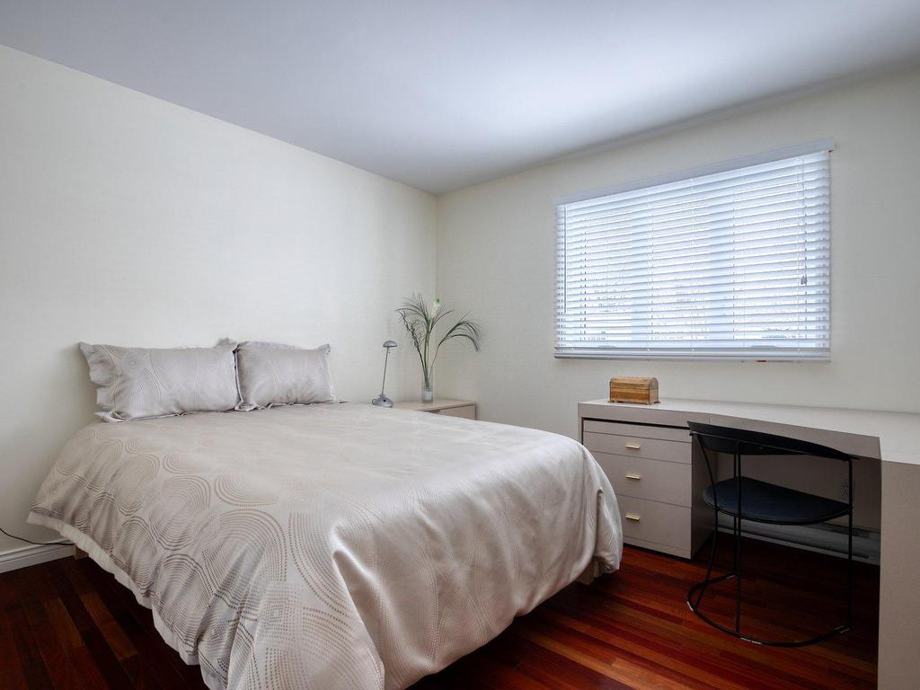 









161


Rue Frontenac O.

,
Saint-Bruno-de-Montarville,




QC
J3V5J4

