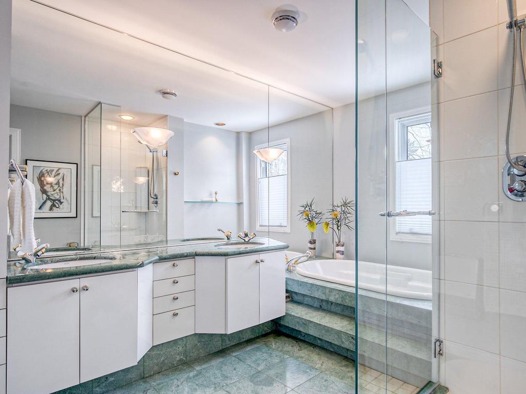 









161


Rue Frontenac O.

,
Saint-Bruno-de-Montarville,




QC
J3V5J4

