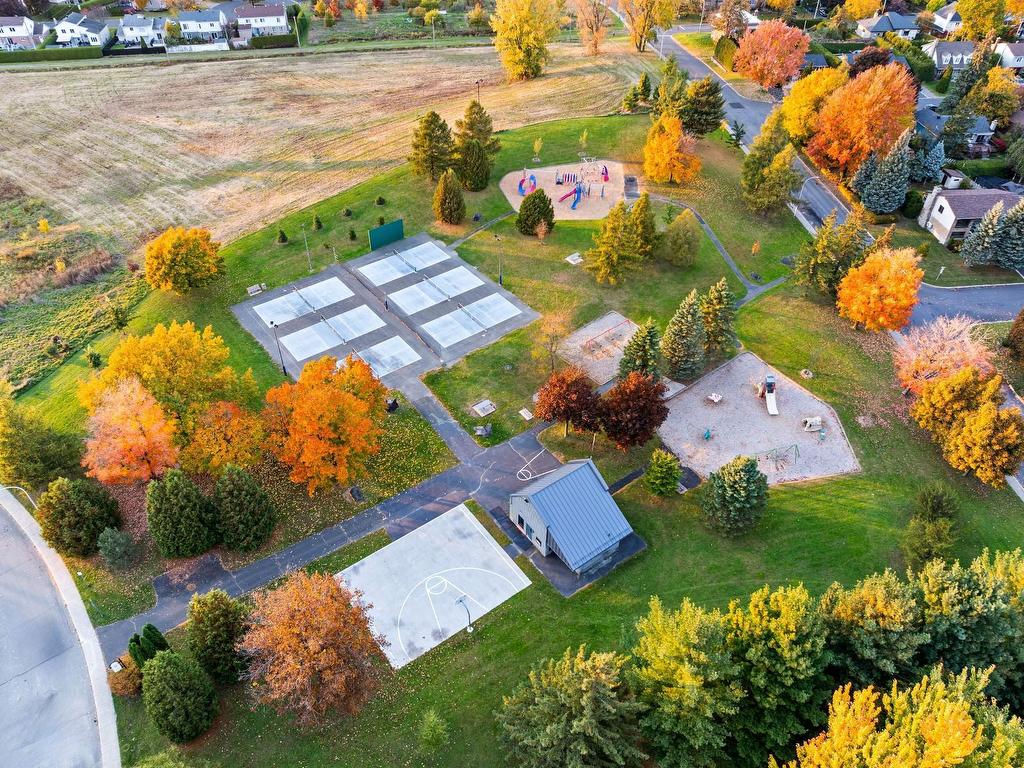 









161


Rue Frontenac O.

,
Saint-Bruno-de-Montarville,




QC
J3V5J4

