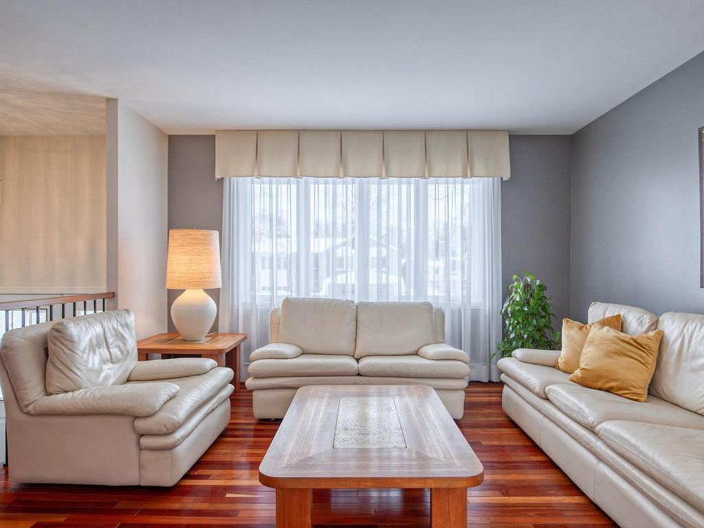 









161


Rue Frontenac O.

,
Saint-Bruno-de-Montarville,




QC
J3V5J4

