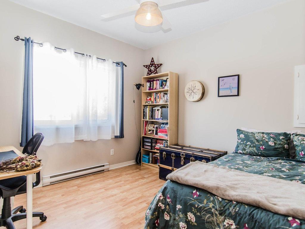 









282


Boul. du Plateau

, 2,
Gatineau (Hull),




QC
J9A3S5

