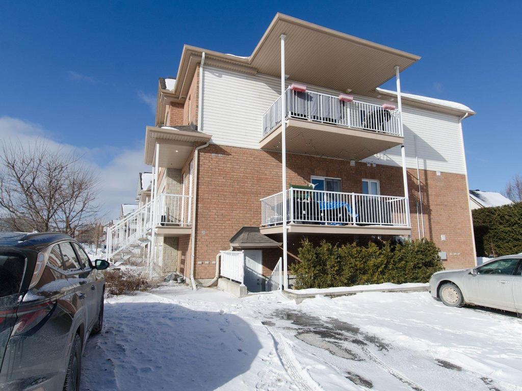 









282


Boul. du Plateau

, 2,
Gatineau (Hull),




QC
J9A3S5

