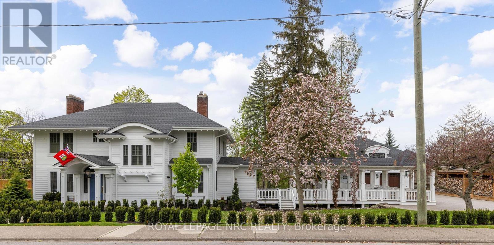












50 HILLCREST AVENUE

,
St. Catharines (Old Glenridge),




Ontario
L2R4Y1

