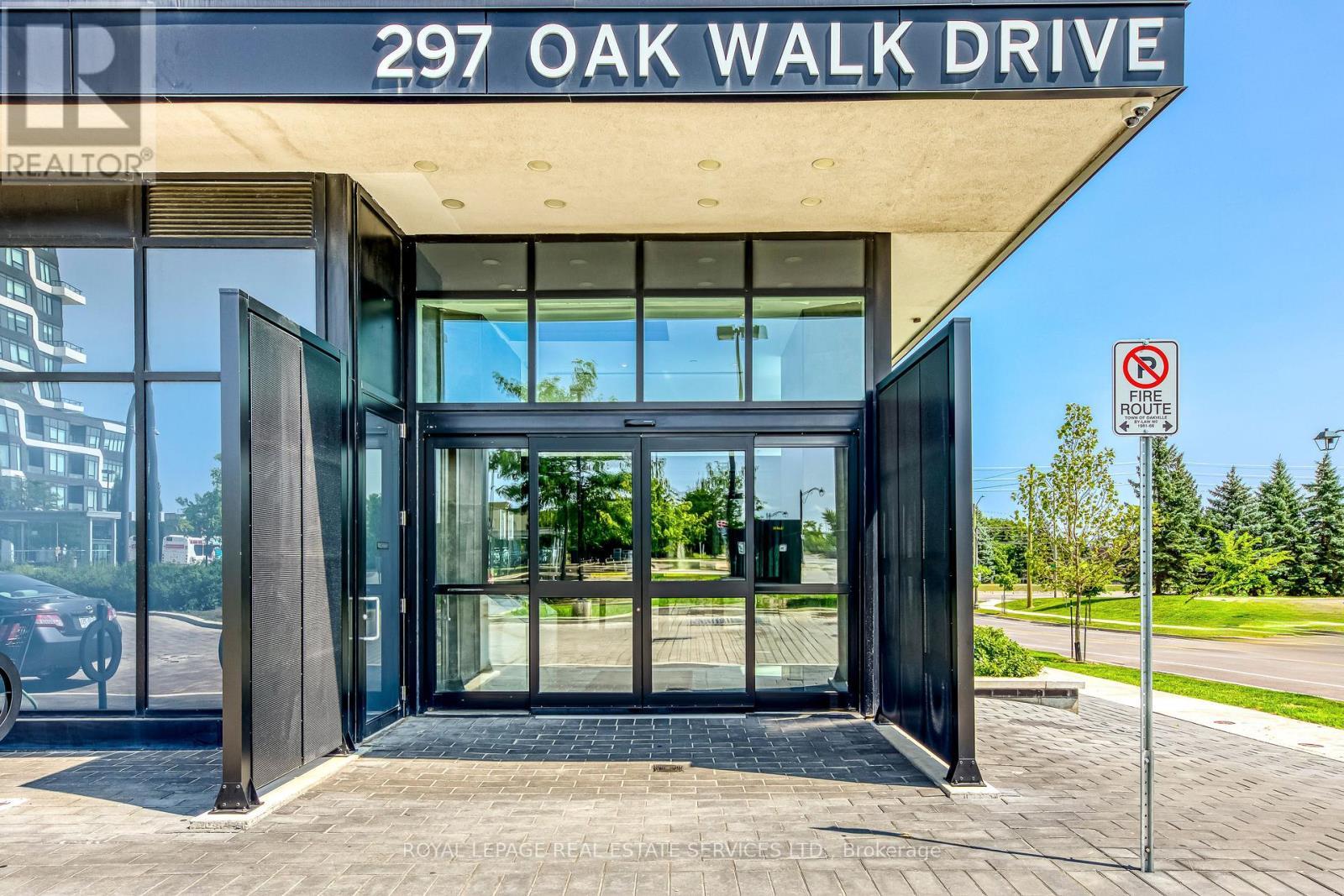 












1108 - 297 OAK WALK DRIVE

,
Oakville,




Ontario
L6H3R6

