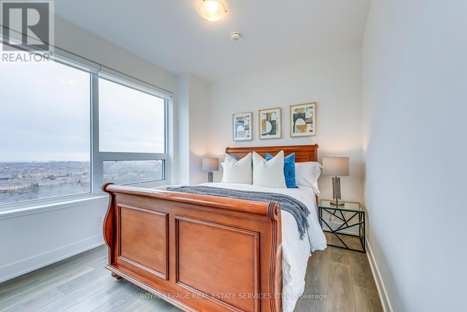 












1108 - 297 OAK WALK DRIVE

,
Oakville,




Ontario
L6H3R6

