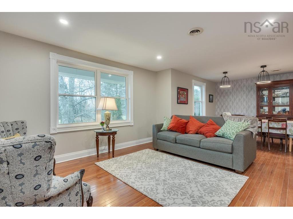 












6585 Highway 221

,
Lakeville,




NS
B4N 3V7

