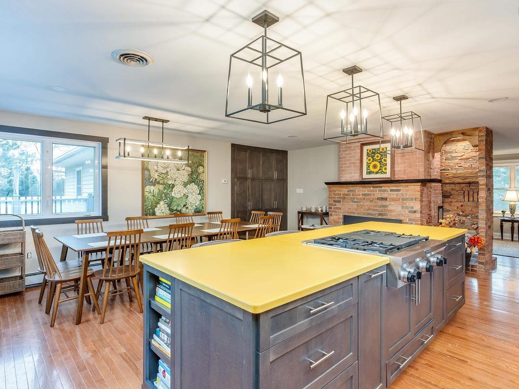 












6585 Highway 221

,
Lakeville,




NS
B4N 3V7

