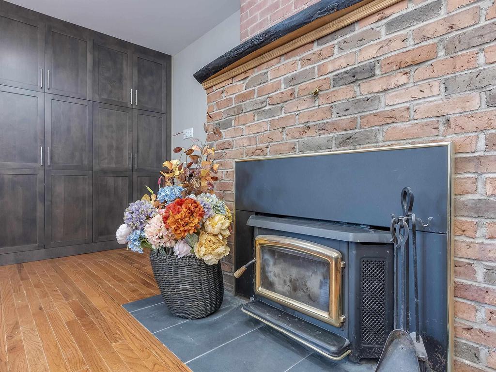 












6585 Highway 221

,
Lakeville,




NS
B4N 3V7

