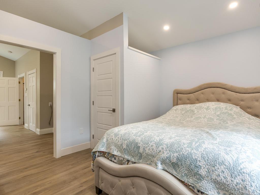 












6585 Highway 221

,
Lakeville,




NS
B4N 3V7

