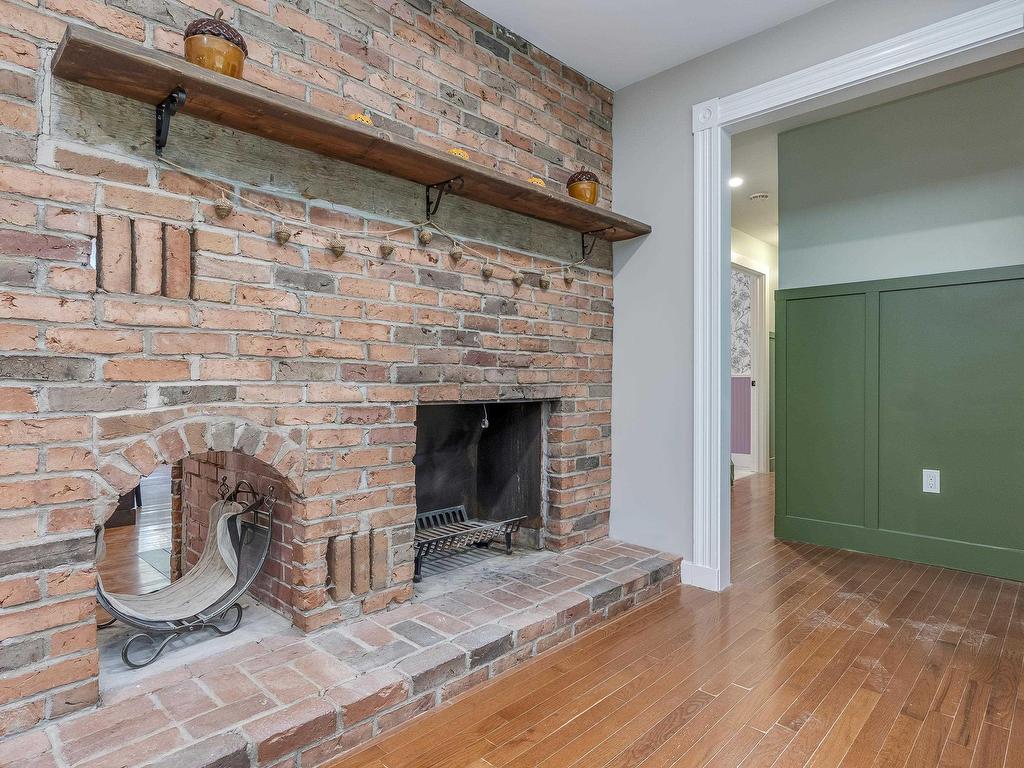












6585 Highway 221

,
Lakeville,




NS
B4N 3V7

