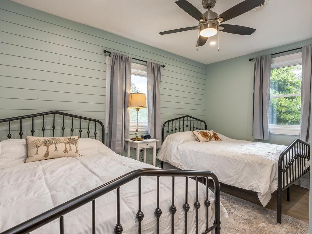 












6585 Highway 221

,
Lakeville,




NS
B4N 3V7

