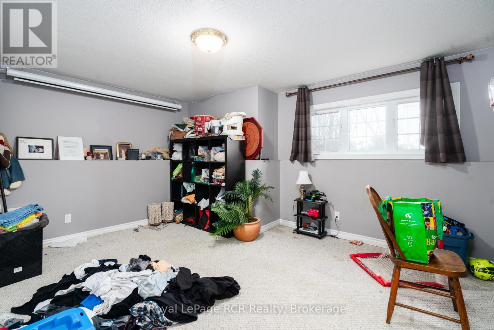 












625 WALLACE AVENUE S

,
North Perth (Listowel),




Ontario
N4W1Y7

