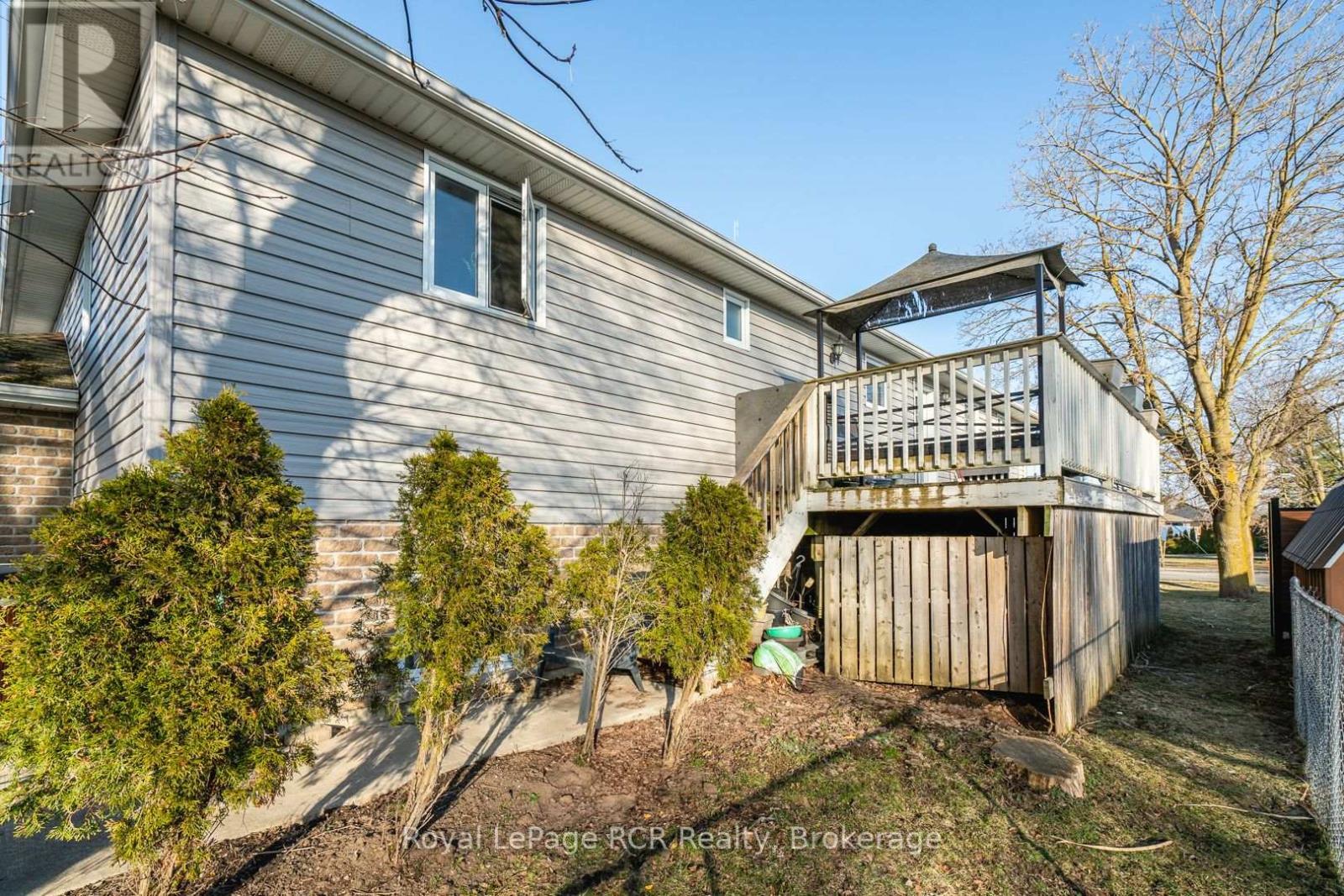 












625 WALLACE AVENUE S

,
North Perth (Listowel),




Ontario
N4W1Y7

