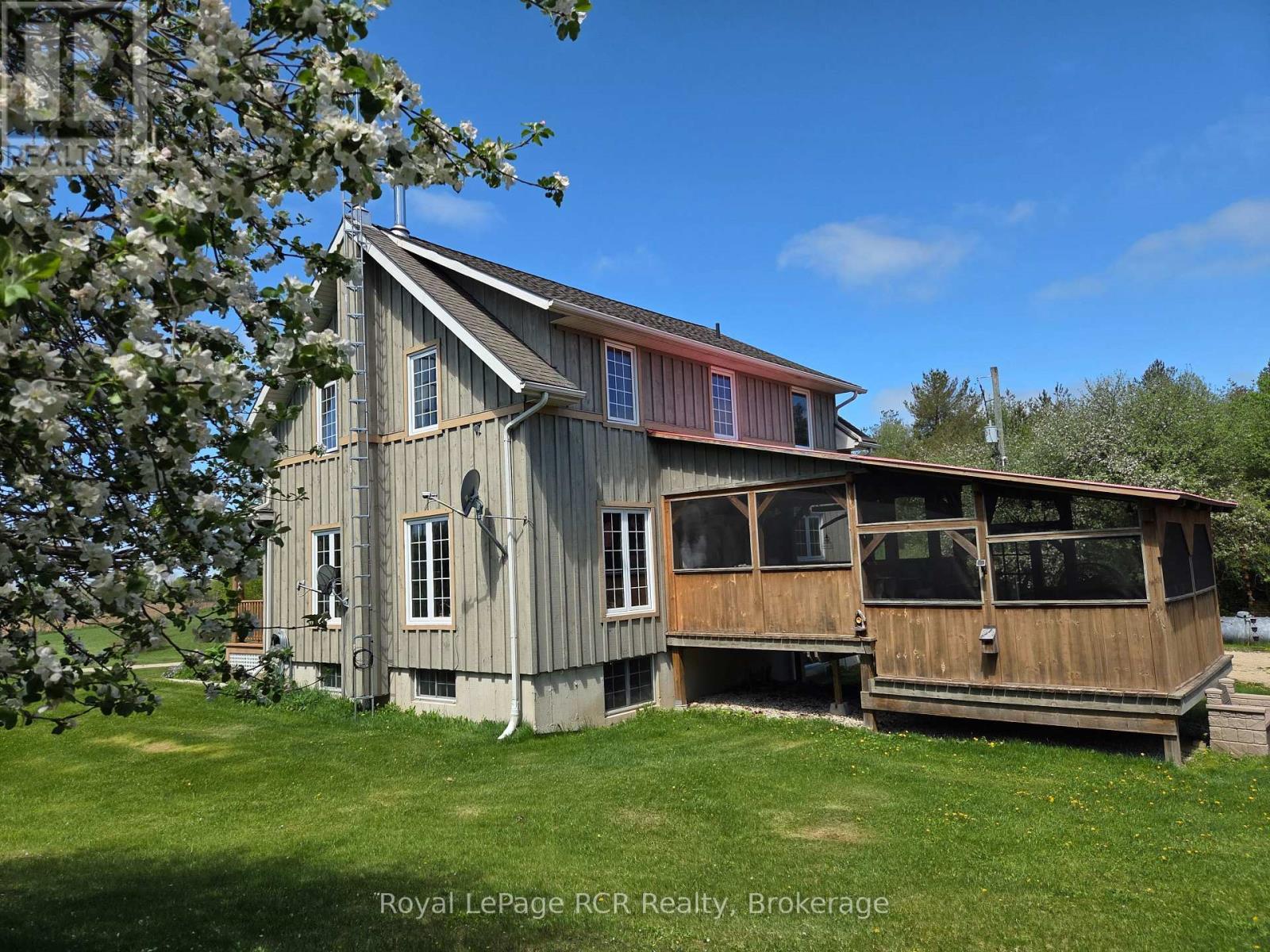 












493759 BAPTIST CHURCH ROAD

,
West Grey,




Ontario
N0C1K0

