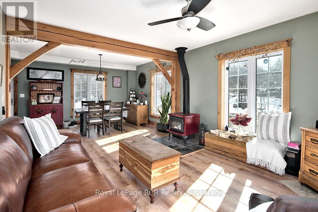 












493759 BAPTIST CHURCH ROAD

,
West Grey,




Ontario
N0C1K0

