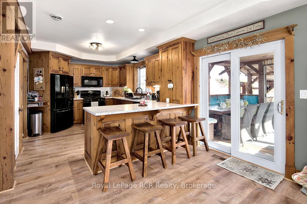 












493759 BAPTIST CHURCH ROAD

,
West Grey,




Ontario
N0C1K0

