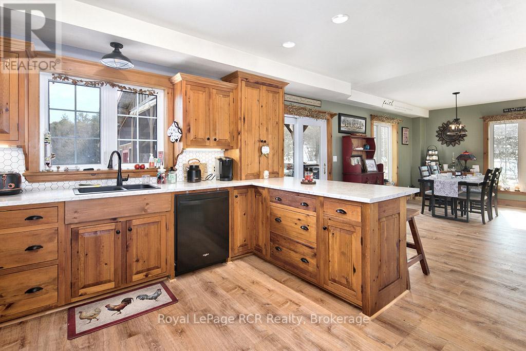 












493759 BAPTIST CHURCH ROAD

,
West Grey,




Ontario
N0C1K0

